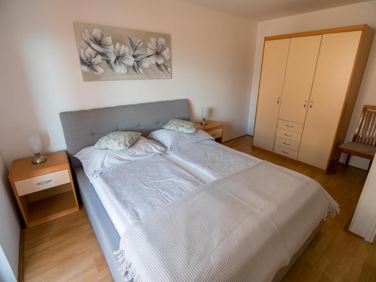 Apartments Bene Banjol Luaran gambar