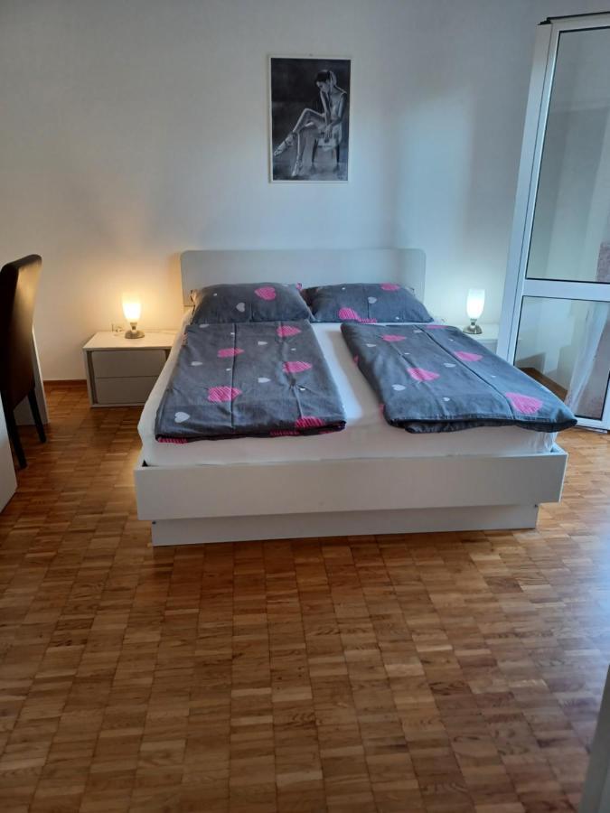 Apartments Bene Banjol Luaran gambar