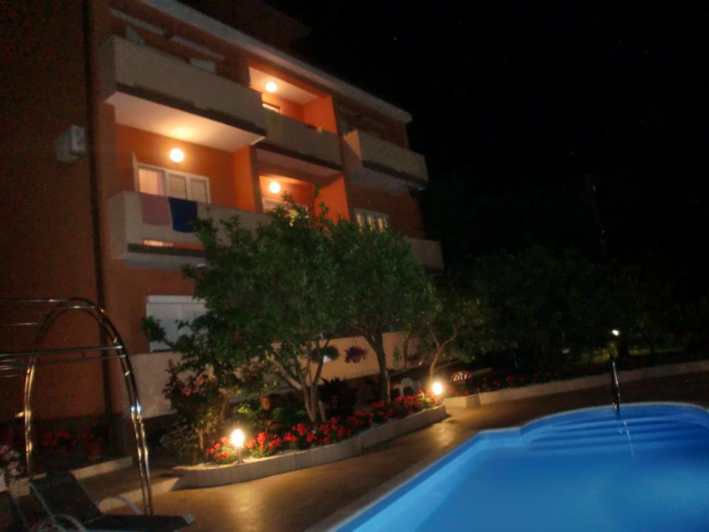 Apartments Bene Banjol Luaran gambar